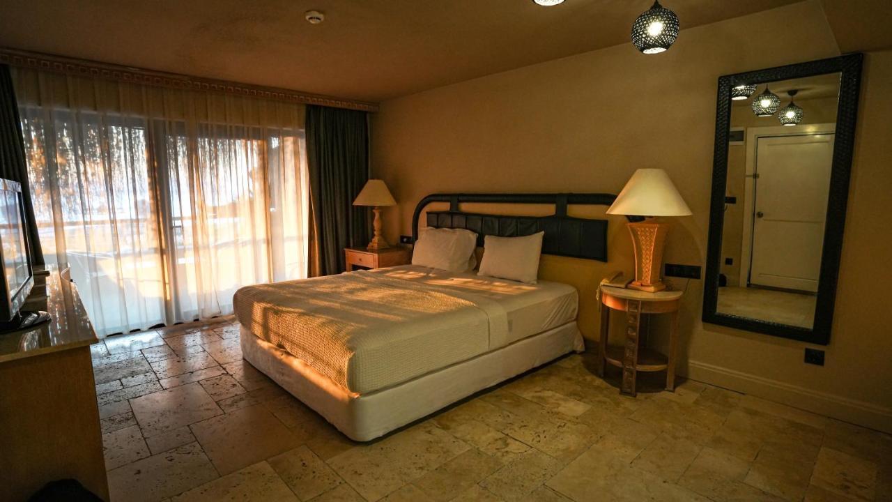 Maja Luxury Cesme Hotel ภายนอก รูปภาพ